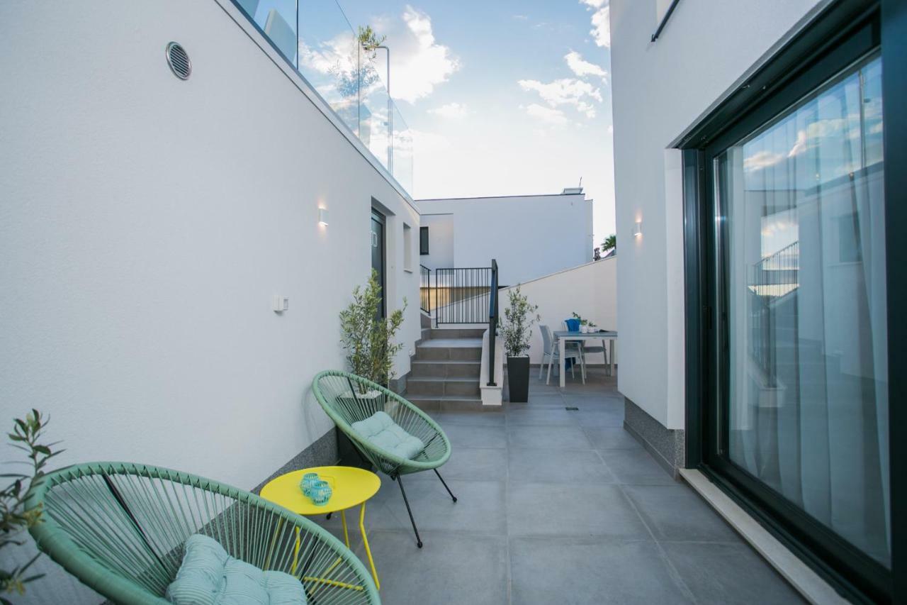 Holiday Home Olive Exclusive - 8 People, Heated Pool, Okrug Gornji, Sea View 트로기르 외부 사진