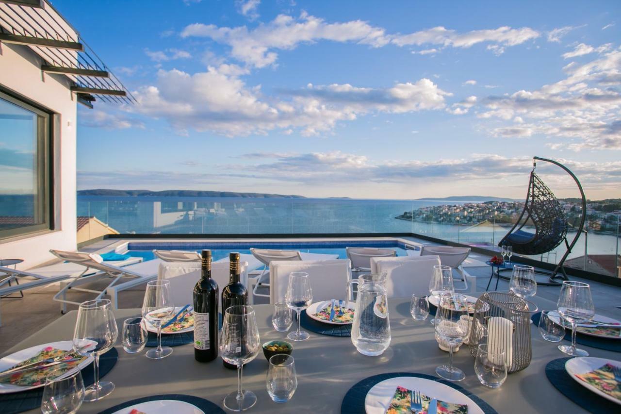 Holiday Home Olive Exclusive - 8 People, Heated Pool, Okrug Gornji, Sea View 트로기르 외부 사진